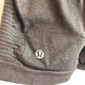 Lululemon Compression High Waisted Shorts Size 6